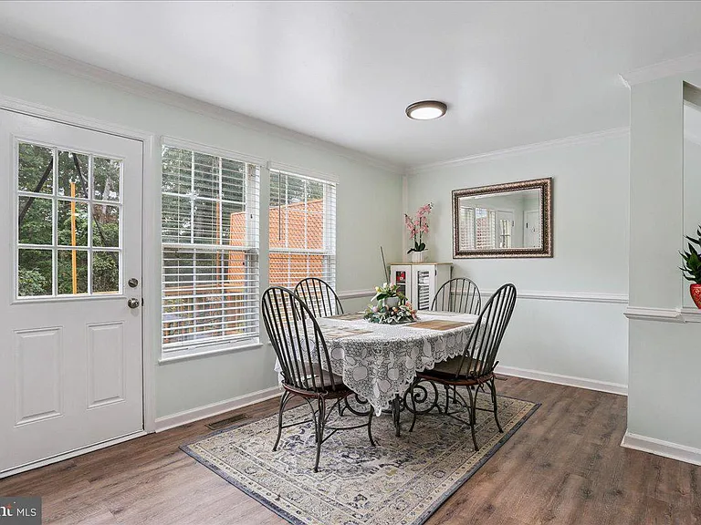 9781 Mock Orange Ct — Photo 10