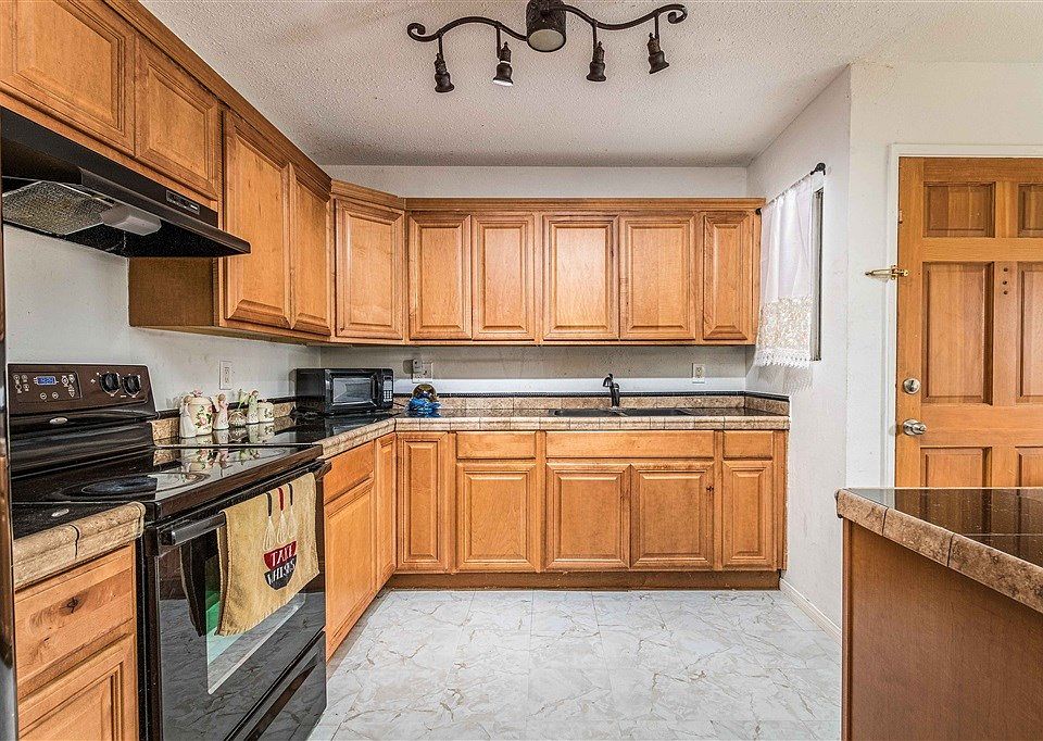 1st image of 475 N Midway Dr Unit 140
