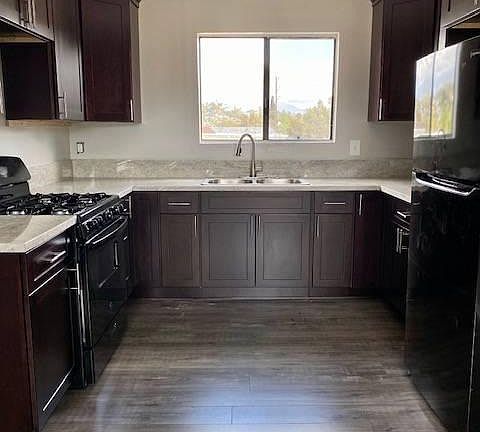 2nd image of 5736 Aldama St #9