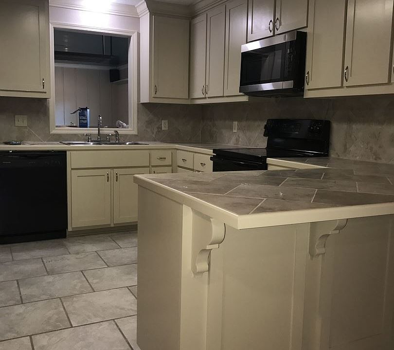 1st image of 10742 Sugar Pine Dr