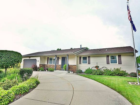 2nd image of 2701 Mineral Point Ave