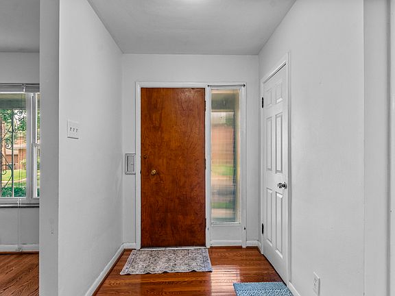 5th image of 7000 Clifton Ave