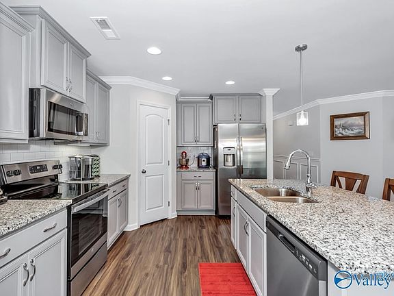 3rd image of 113 Cedar Elm Way
