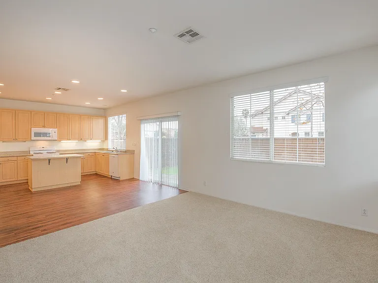 Arbor Lane Apartment Homes — Photo 42