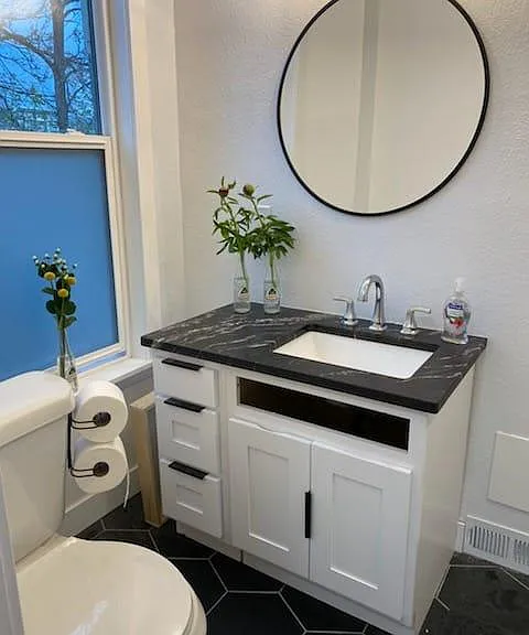 1259 N Clarkson St #4 — Photo 10