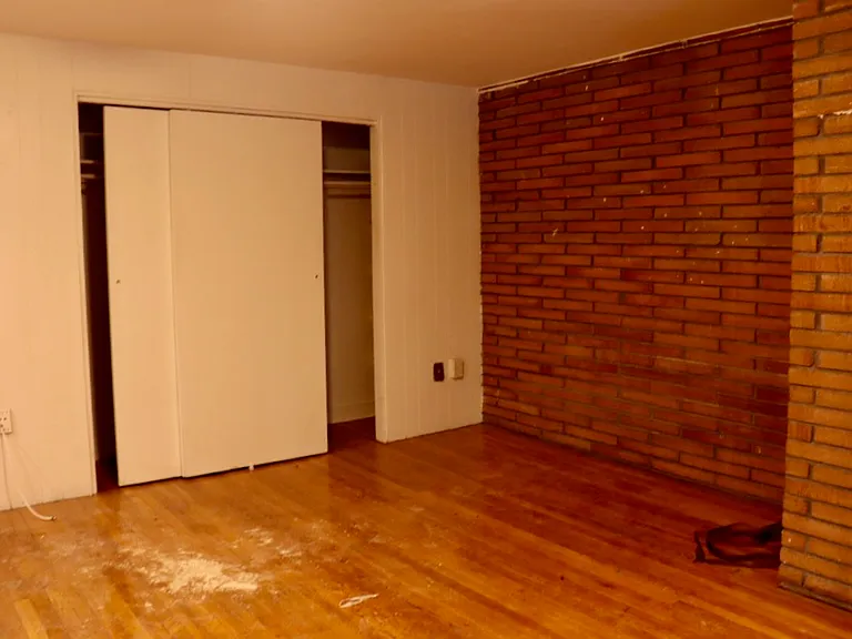 56 Queensberry St #G — Photo 2