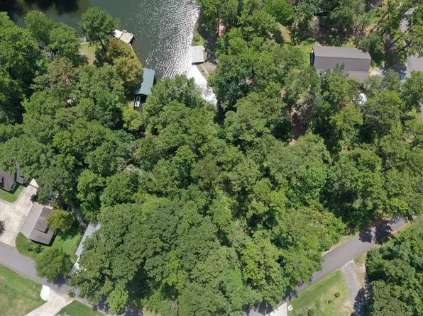 375 S Evergreen Dr, Burkeville, TX 75932