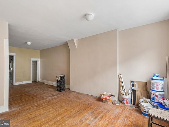 2nd image of 2031 S Colorado St