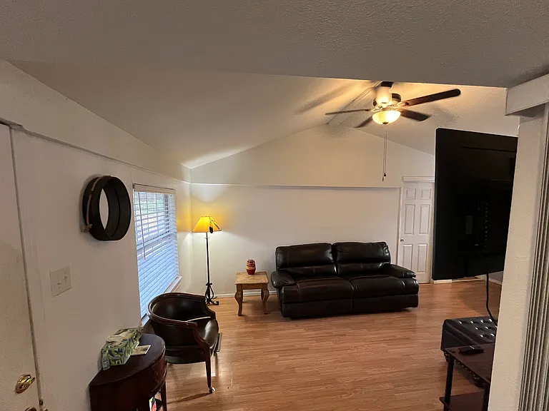 185 Bentwood Dr — Photo 14