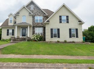 320 Creekside Dr, Lewisburg, TN 37091