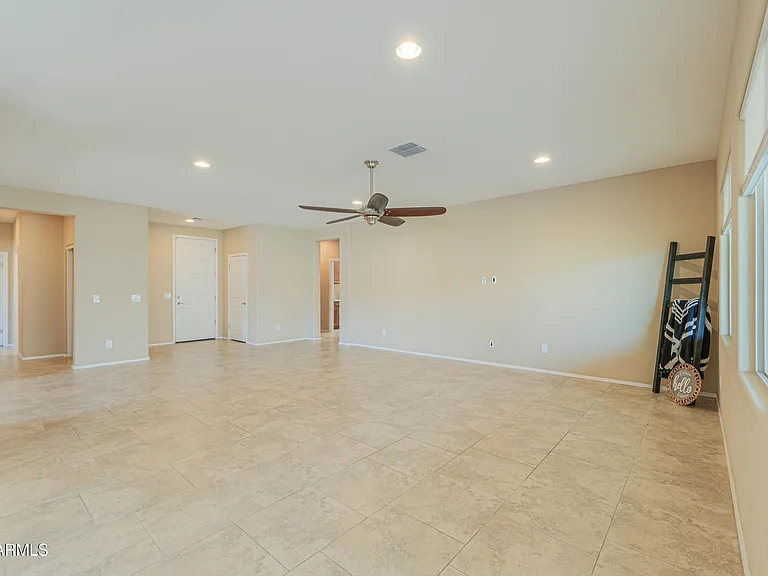 19732 N Flamingo Rd — Photo 12