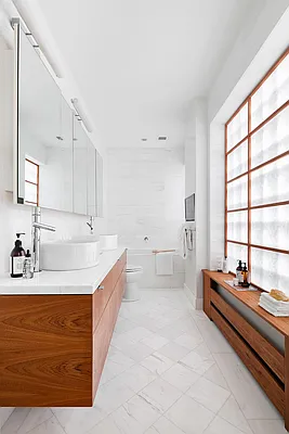 Sold by Compass | media 7