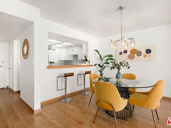 4th image of 10966 Rochester Ave APT 6B