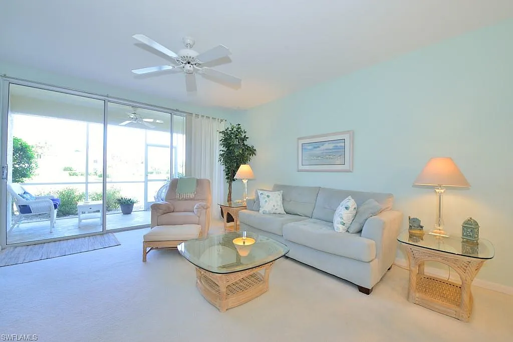2 bed, 2.0 bath, 1202 sqft, $4,250 — Photo 4