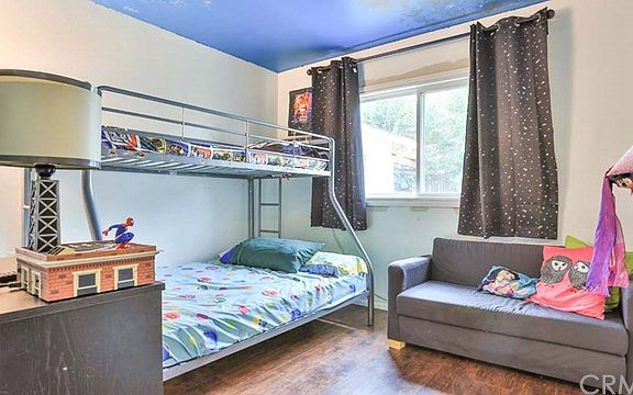 5th image of 2219 Logan St