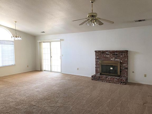 3rd image of 3604 E Stapp Ave