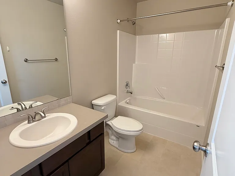 9229 5th Dr SE — Photo 16