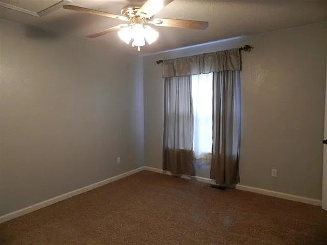 3404 Daylily Ln — Photo 7