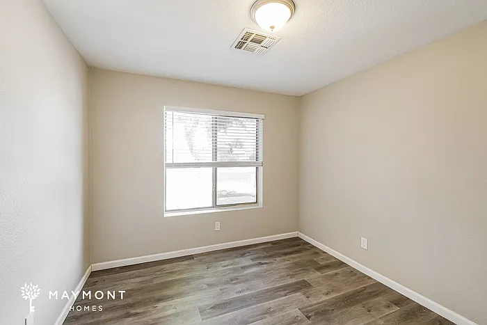 16178 W Young St — Photo 10