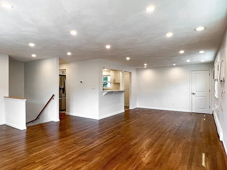 20 Chandler St #1 — Photo 6