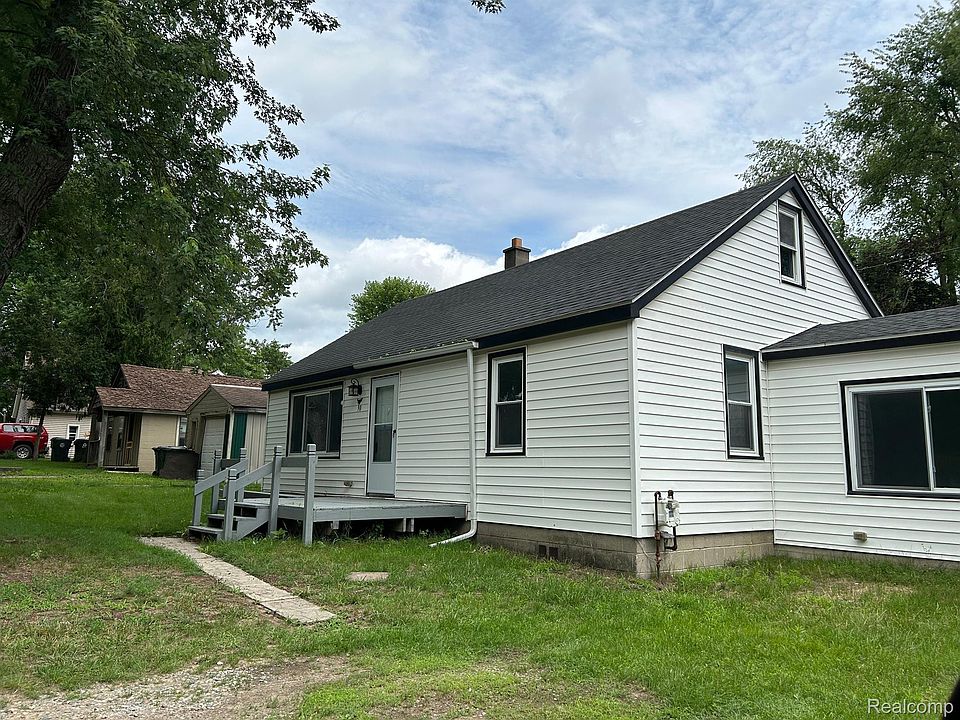 1st image of 90 Mouton Dr