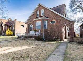 4356 Holly Hills Blvd, Saint Louis, MO 63116