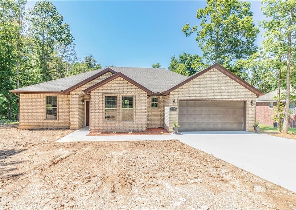1st image of 19 Murphy Dr