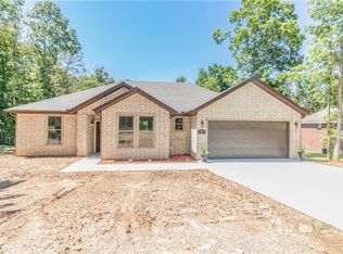 19 Murphy Dr, Bella Vista, AR 72715