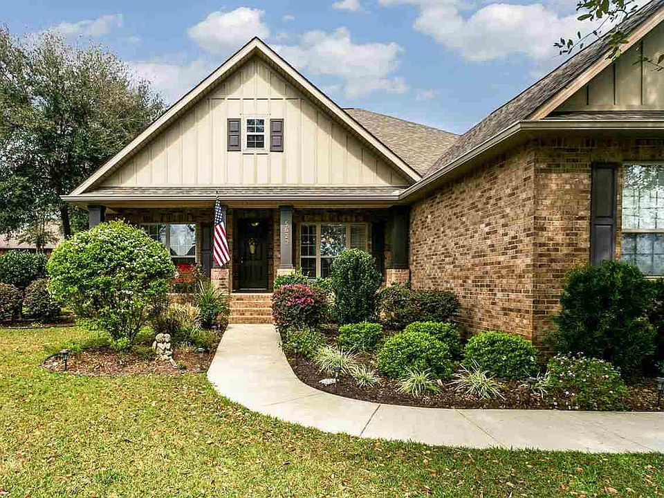 1st image of 5622 Lobelia Ln