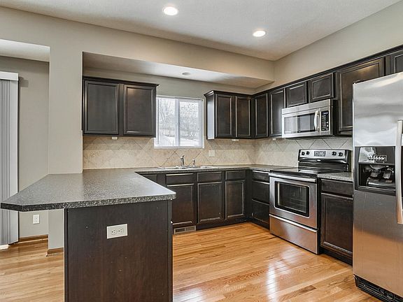 4th image of 4402 S 174th St