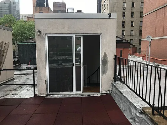 Rented by Sky Management | media 61