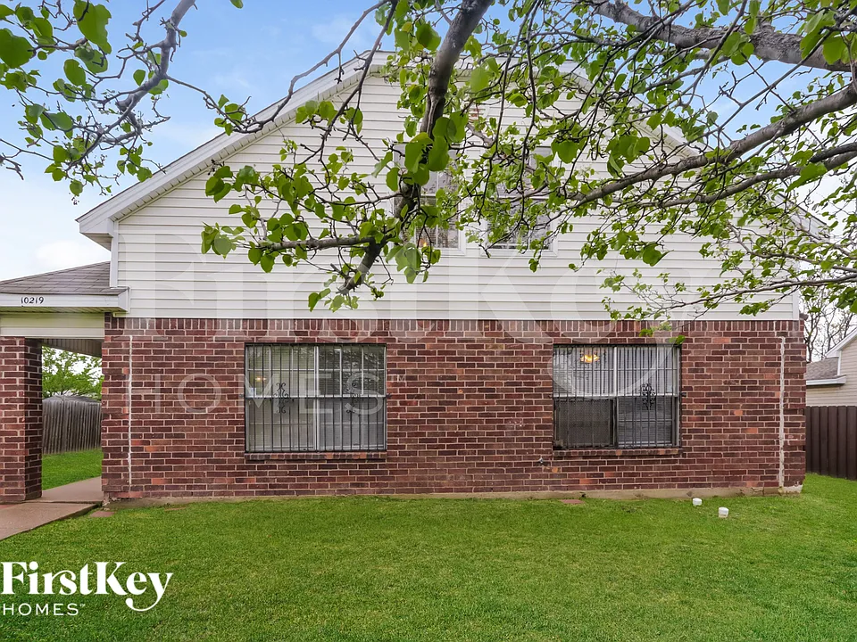 10219 Glen Vista Dr