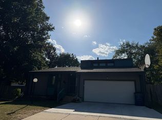1606 Jayhawk St, Abilene, KS 67410