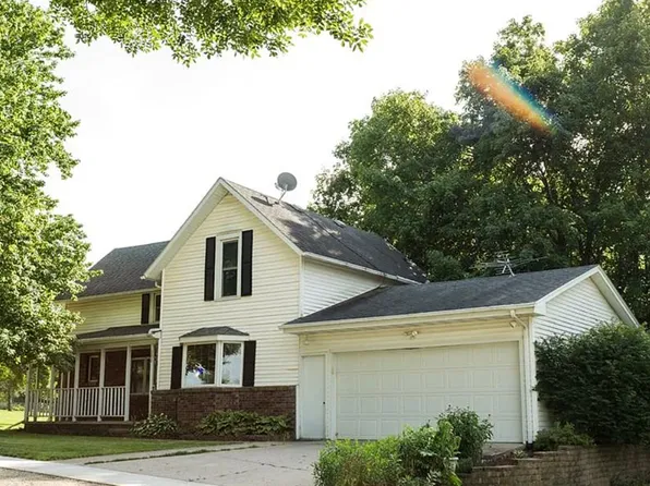 202 NW 3rd St, Panora, IA 50216