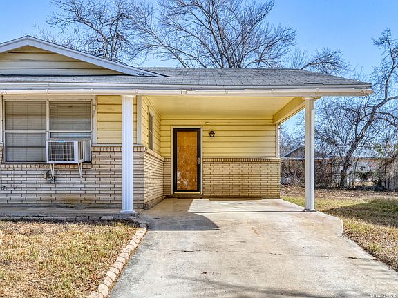 4th image of 818 John F. Kennedy Dr.