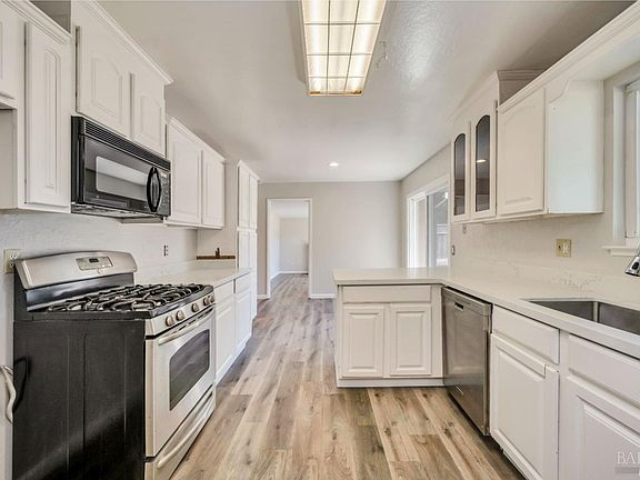 5th image of 4428 Lavell Road