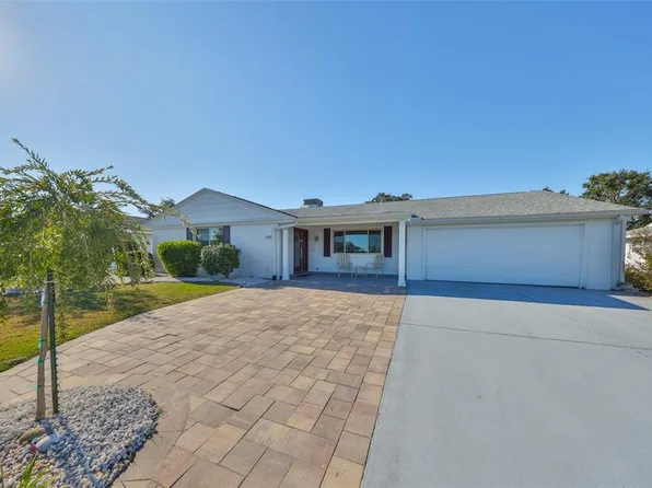 1818 Danbury Dr, Sun City Center, FL 33573