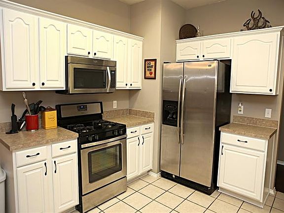 2nd image of 8008 Clear River Ln