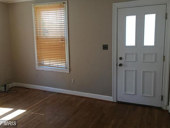 4th image of 5202 W Maple Shade Ln