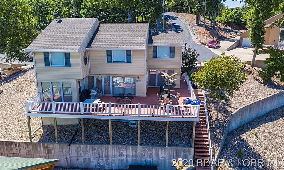 1st image of 225 Whispering Woods Dr