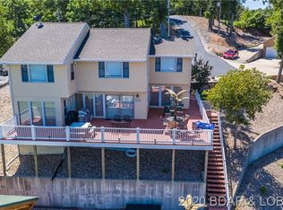 225 Whispering Woods Dr, Sunrise Beach, MO 65079