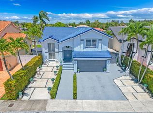 Venezia Homes Estates Ist, Miami, FL 33182