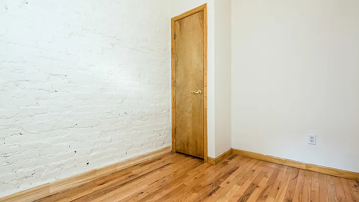 Rented by Nooklyn NYC LLC | media 9