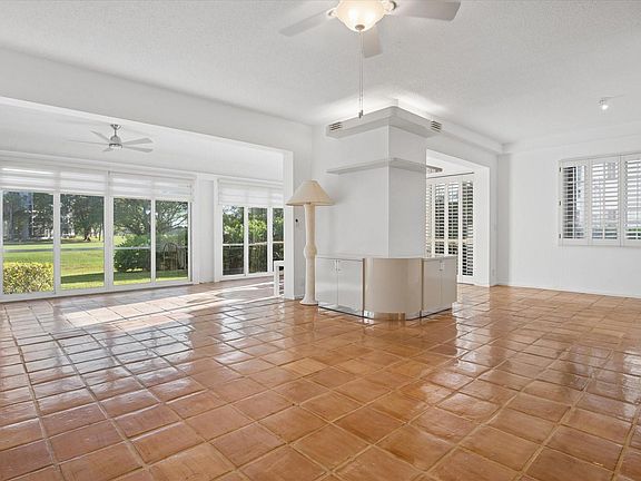 2nd image of 4110 W Palm Aire Drive #101b