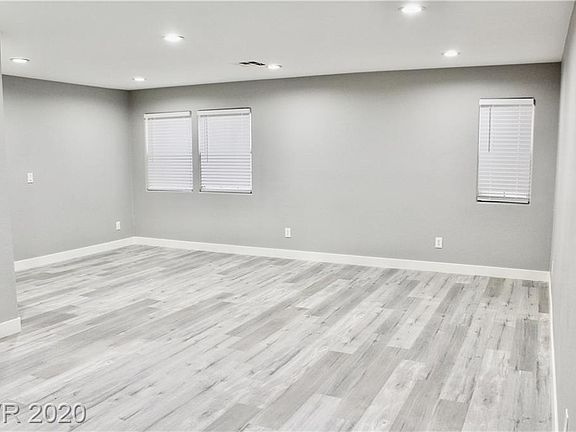 4th image of 9143 Green Frost Dr