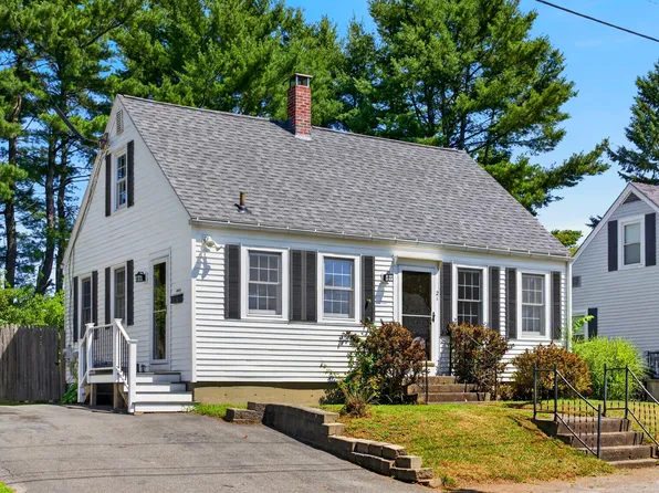 21 First Avenue, Augusta, ME 04330