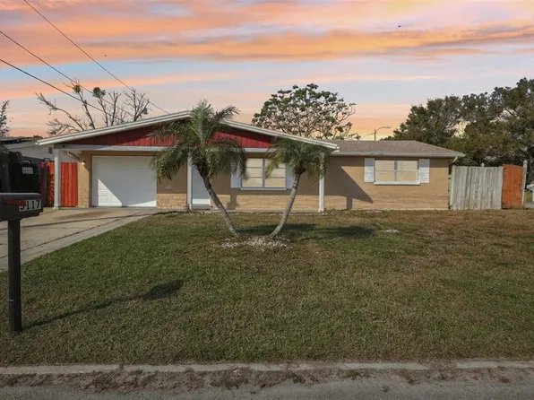 5117 Cape Cod Dr, Holiday, FL 34690