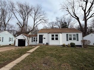 400 Corona Ct, Saint Louis, MO 63119