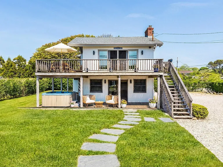 627 Old Montauk Hwy — Photo 3