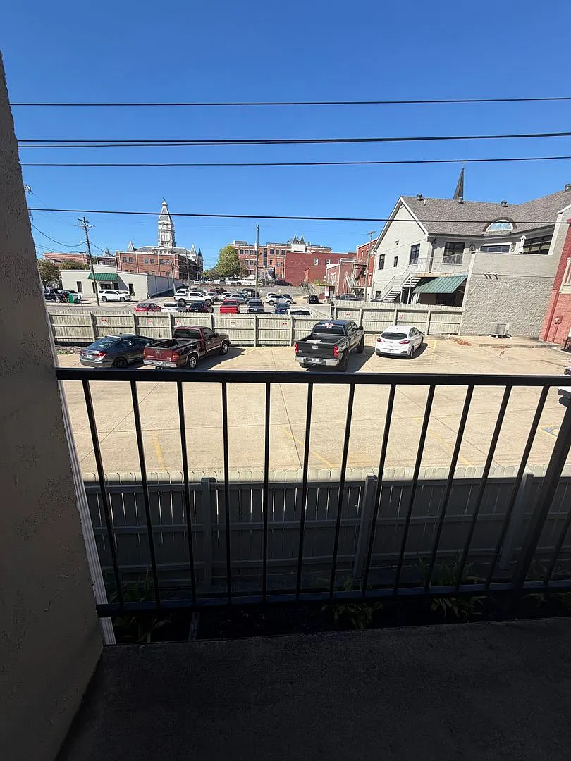 Apartment Available in the Beautiful Downtown Clarksville! — Photo 2